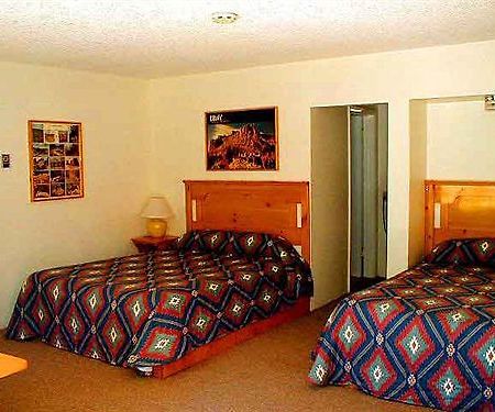 Capitol Reef Inn & Cafe 托里 外观 照片